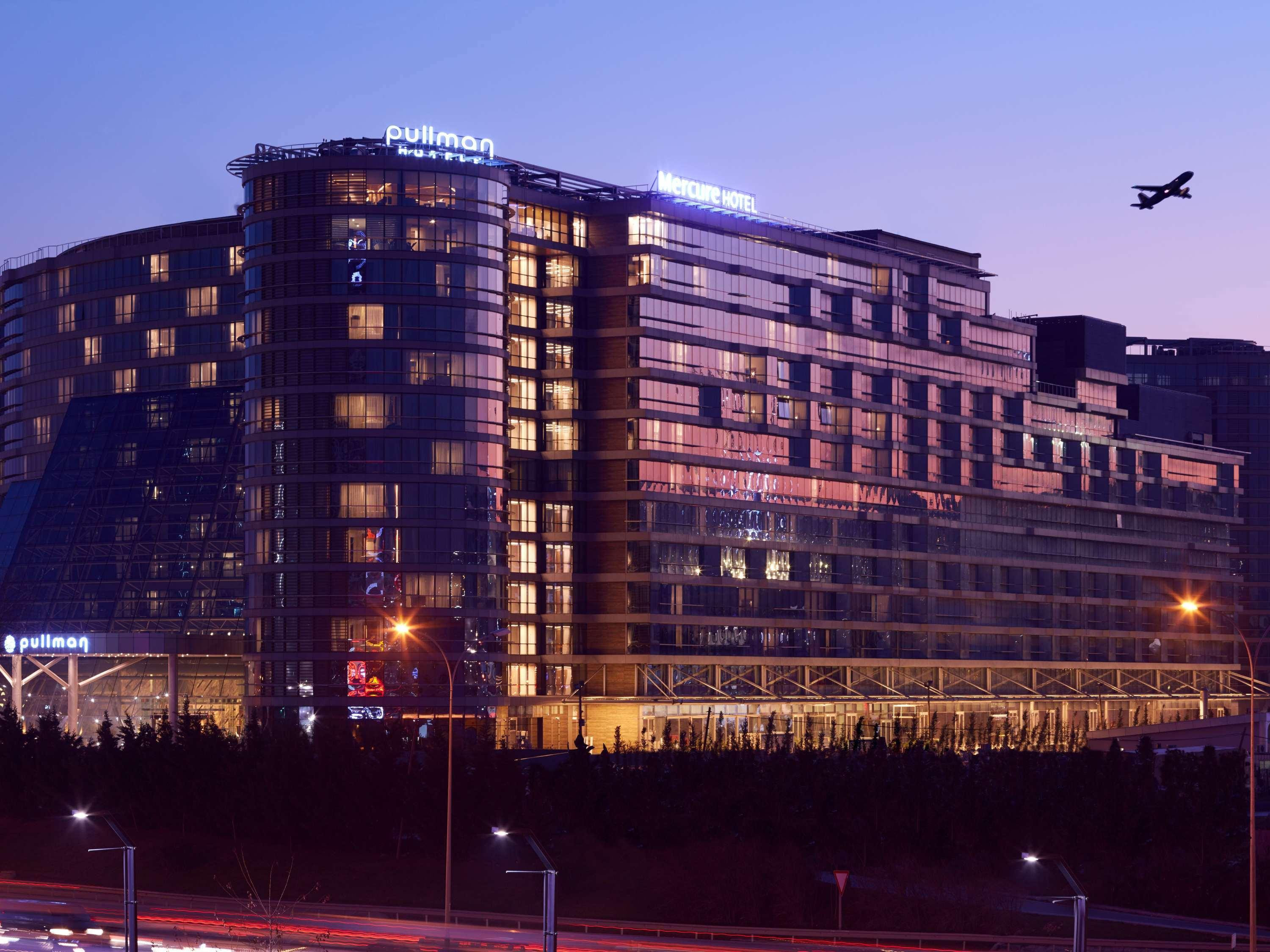 Mercure Istanbul West Hotel & Convention Center Экстерьер фото